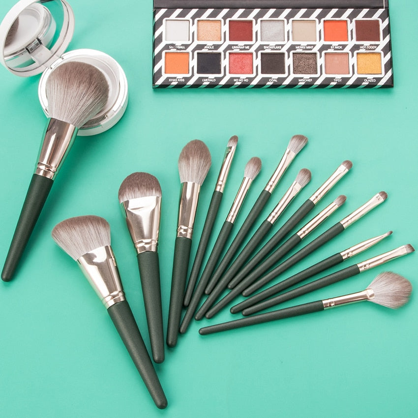 14pcs Green Cloud Makeup Brushes