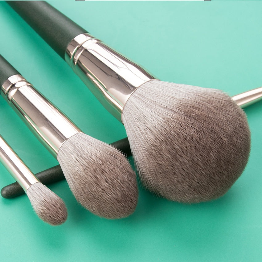 14pcs Green Cloud Makeup Brushes